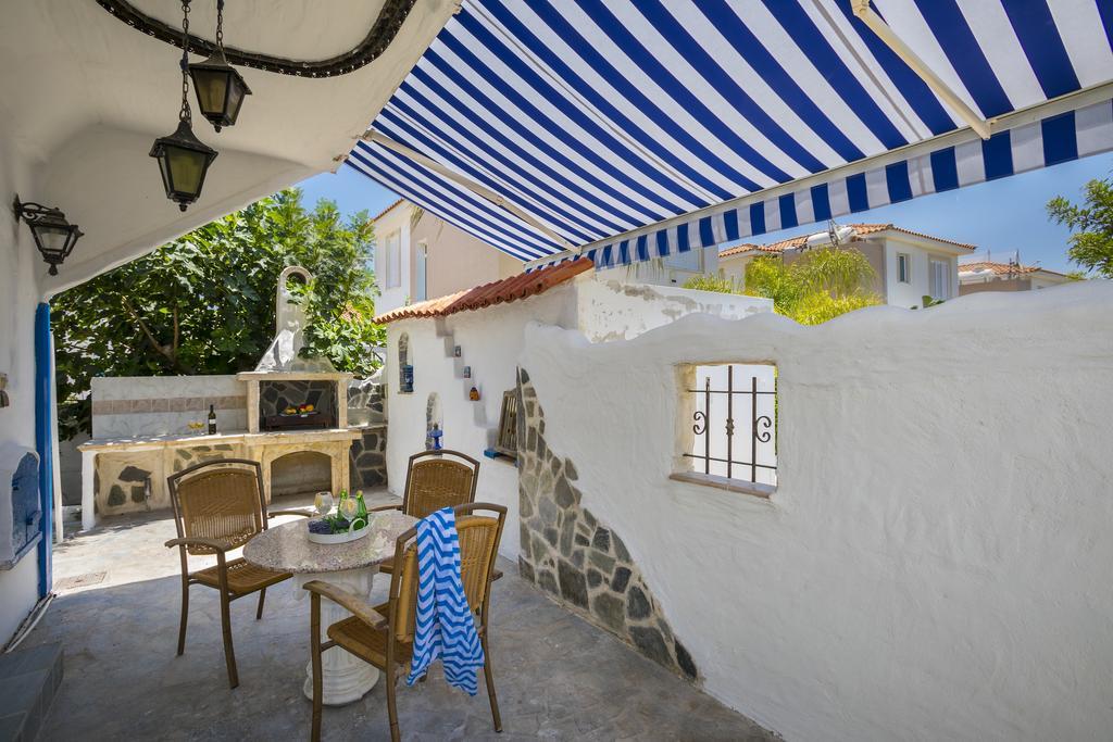 Protaras Villa Delphini Bagian luar foto