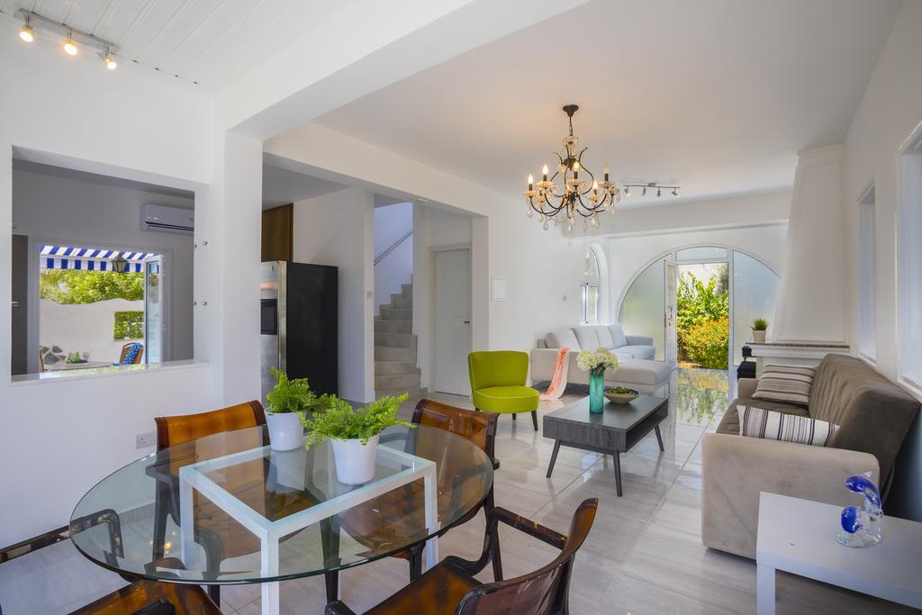 Protaras Villa Delphini Bagian luar foto