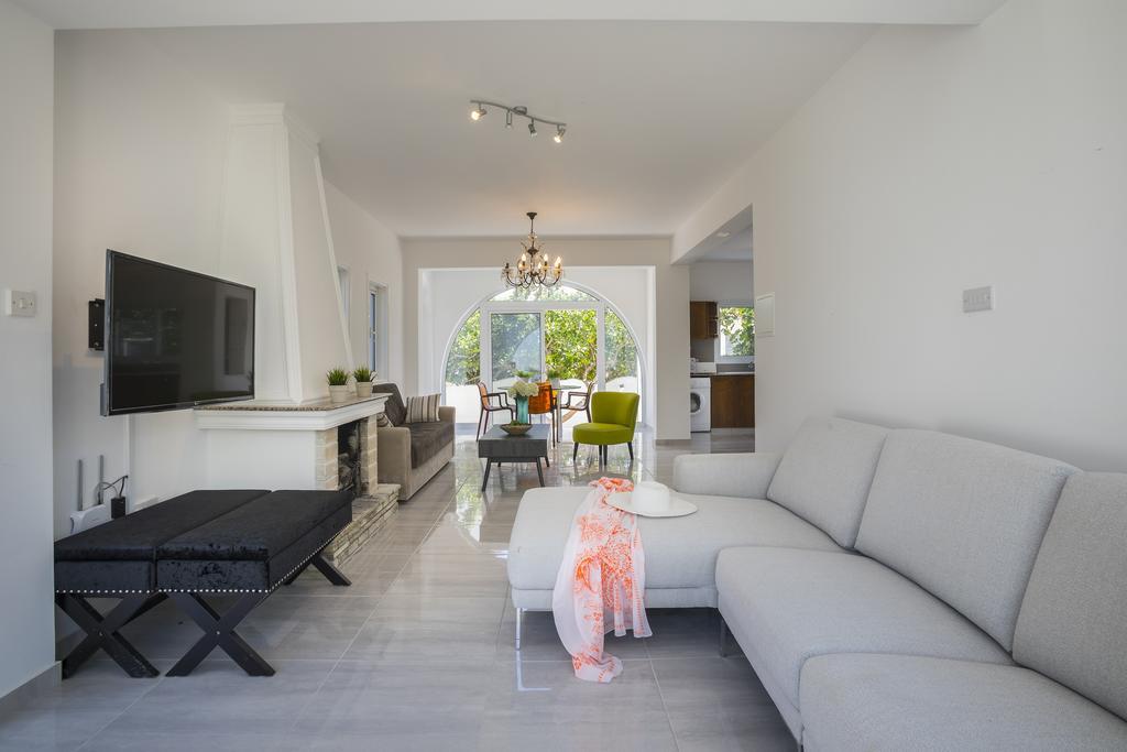 Protaras Villa Delphini Bagian luar foto